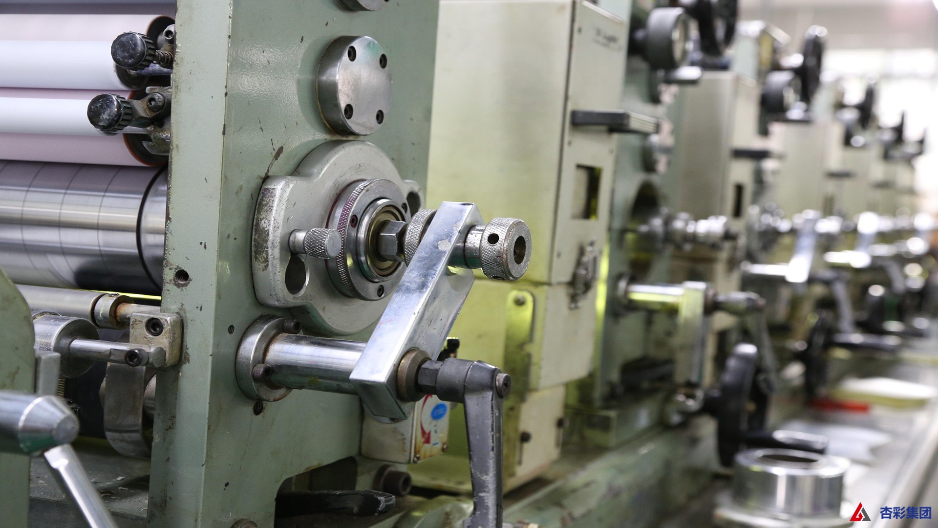 杏彩股份有限公司-三轴龙门式自动点胶机